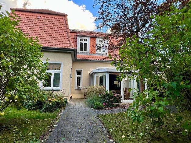 Einfamilienhaus zum Kauf 780.000 € 4 Zimmer 160 m² 400 m² Grundstück Klotzsche Dresden 01109