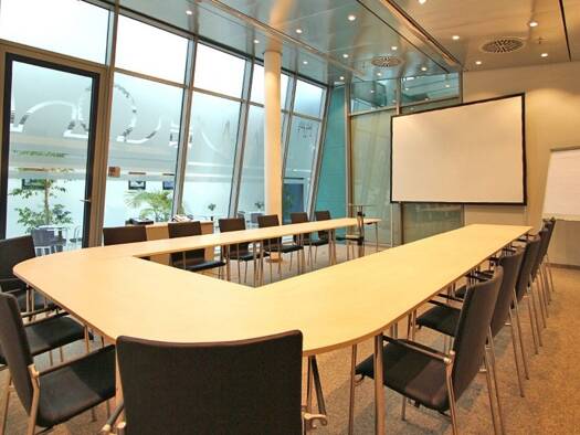 Bürofläche zur Miete provisionsfrei 11,50 € 320 m² Bürofläche teilbar ab 55 m² Hallbergmoos 85399