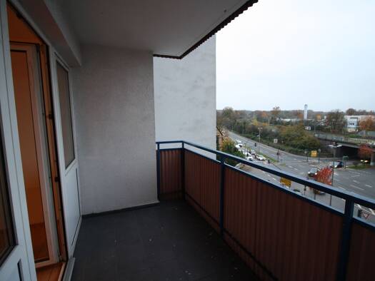 Wohnung zum Kauf 225.000 € 3 Zimmer 85 m² 3. Geschoss frei ab sofort An der Mainbrücke 19 Steinheim Hanau 63456