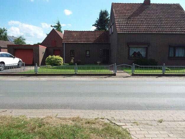 Doppelhaushälfte zum Kauf provisionsfrei 255.000 € 4 Zimmer 90 m² 1.938 m² Grundstück Bardenfleth Berne/Bardenfleth 27804