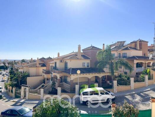 Reihenhaus zum Kauf 650.000 € 4 Zimmer 180 m² Vélez-Málaga 29740