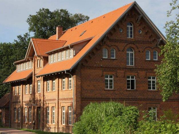 Einfamilienhaus zum Kauf provisionsfrei 1.950.000 € 19 Zimmer 835 m² 5.200 m² Grundstück Boek Rechlin 17248