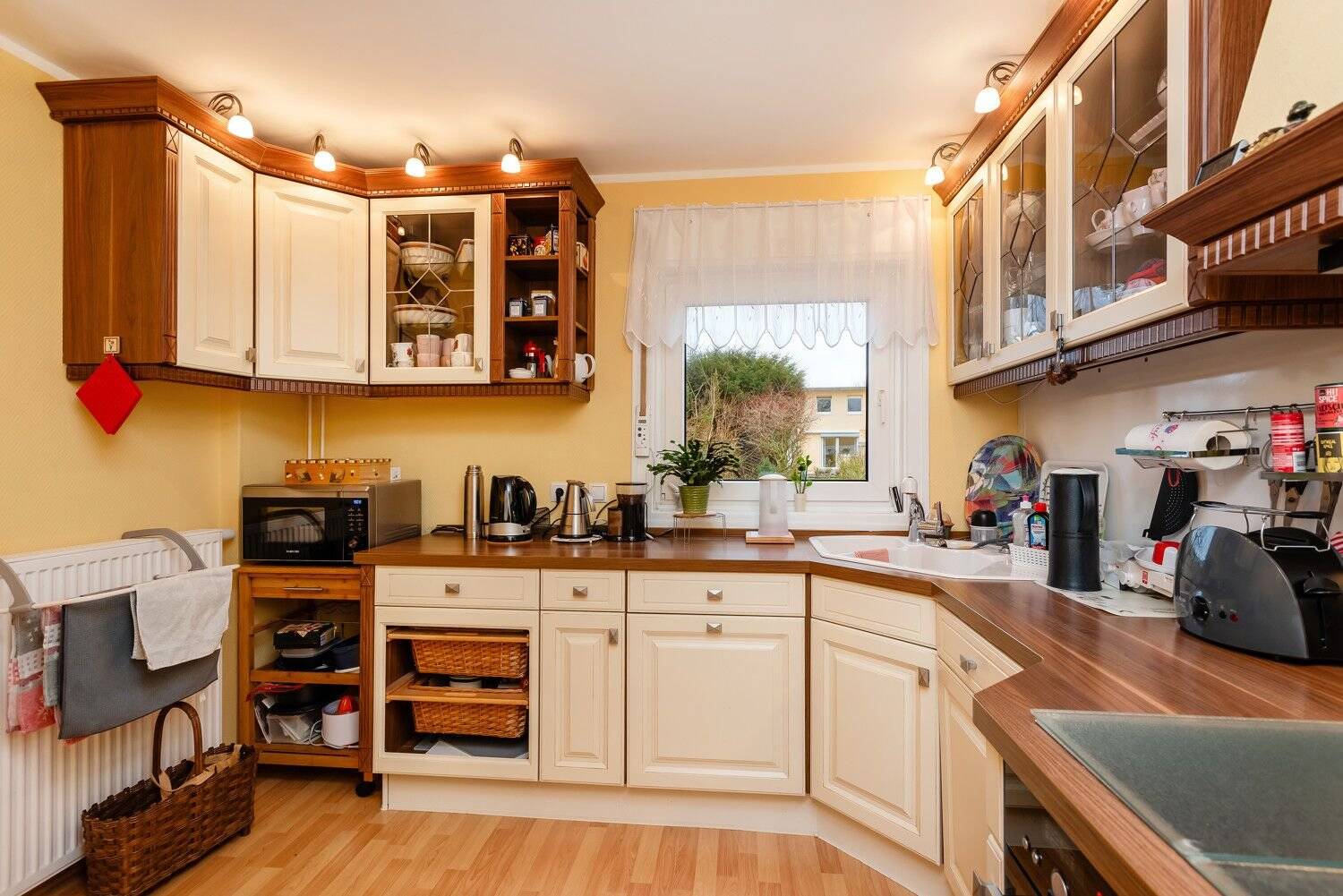 Property thumbnail 3