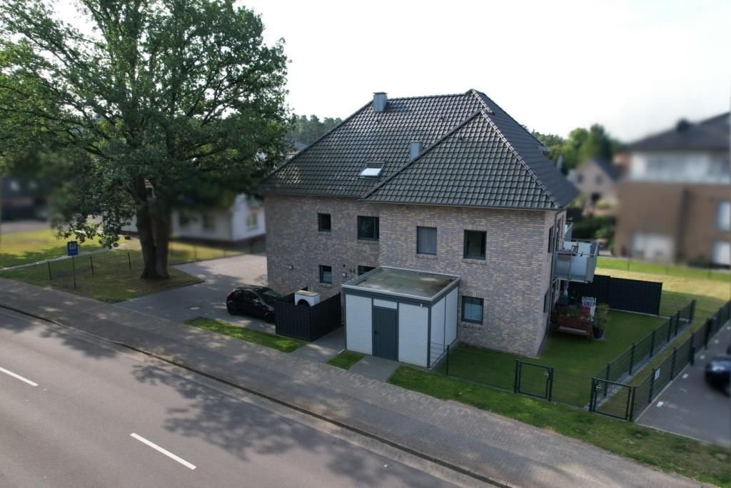 Mehrfamilienhaus zur Versteigerung 800.000 € 301 m²<br/>Wohnfläche 800 m²<br/>Grundstück Wildeshausen 27793