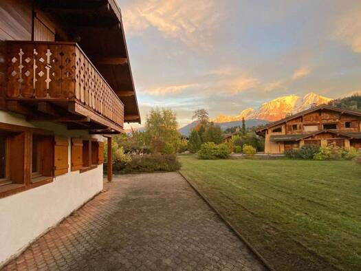 Sonstiges zum Kauf 1.190.000 € 6 Zimmer 727 m² Grundstück Combloux 74920