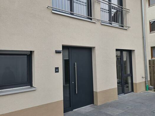 Doppelhaushälfte zur Miete 1.800 € 4,5 Zimmer 162 m² 200 m² Grundstück frei ab sofort Steinbach Baden-Baden 76534