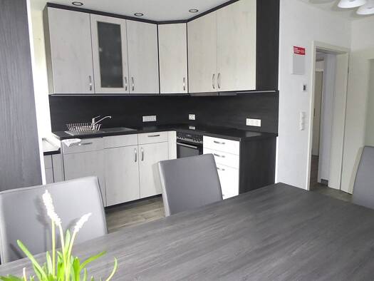 Wohnung zum Kauf 99.000 € 3 Zimmer 69 m² 1. Geschoss Blankenstein 07366