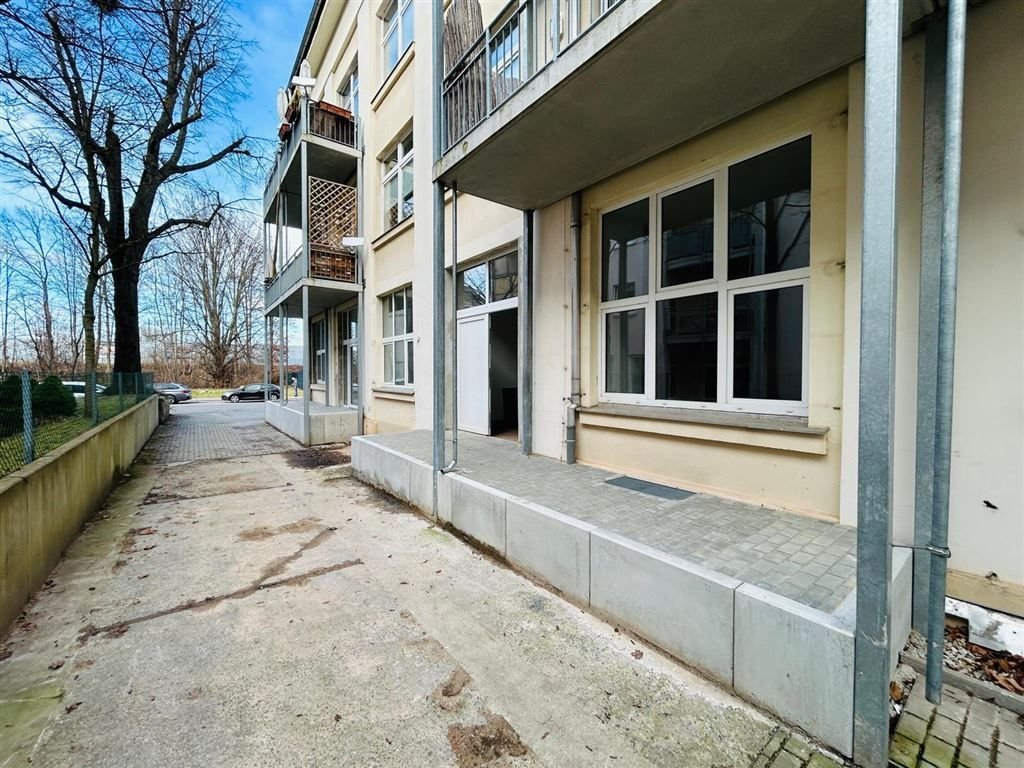 Terrassenwohnung zur Miete 1.099 € 3 Zimmer 137,5 m²<br/>Wohnfläche Neefestraße 7 Kapellenberg 811 Chemnitz 09119