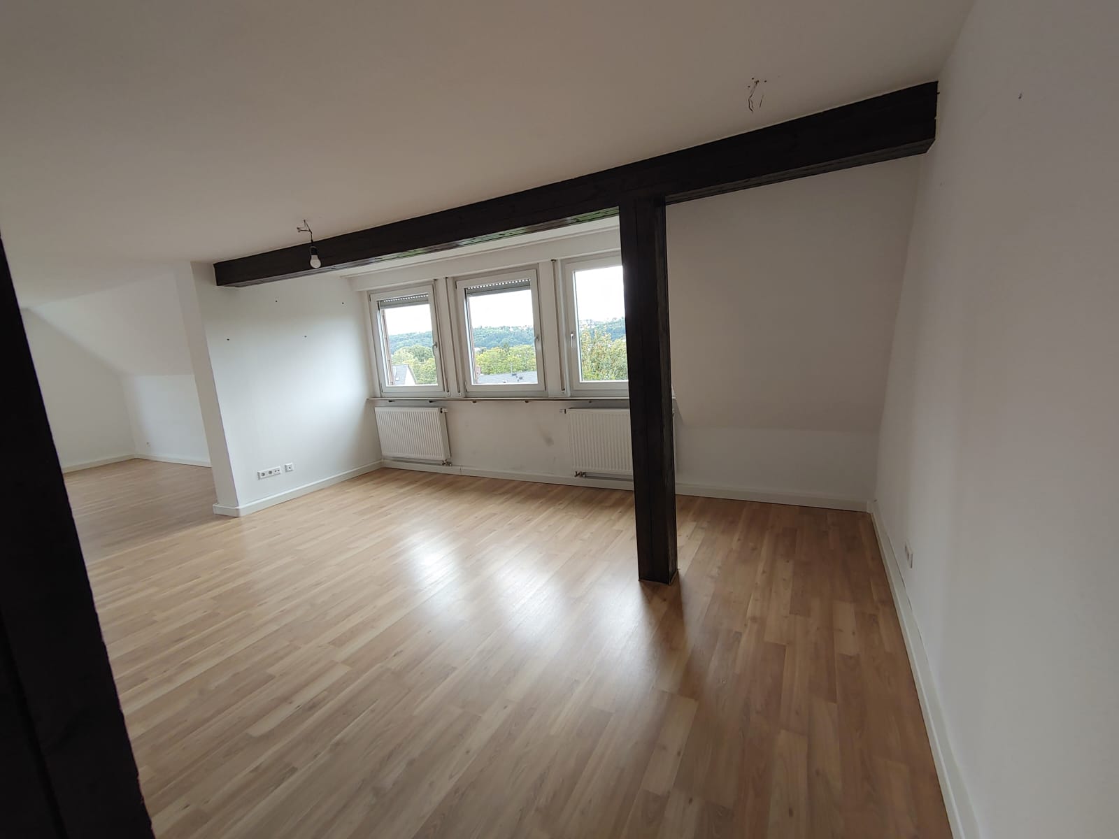 Maisonette zur Miete 1.075 € 4,5 Zimmer 92 m²<br/>Wohnfläche 2.<br/>Geschoss ab sofort<br/>Verfügbarkeit Hölderlinweg Innenstadt - Ost Esslingen am Neckar 73728