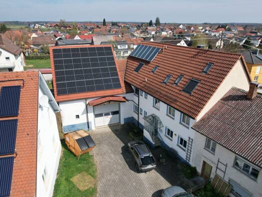 Mehrfamilienhaus zum Kauf 370.000 € 12 Zimmer 261 m² 1.091 m² Grundstück Heldenfingen Gerstetten 89547