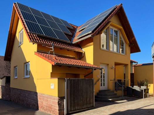 Einfamilienhaus zum Kauf provisionsfrei 369.000 € 6 Zimmer 145 m² 221 m² Grundstück Großheubach 63920