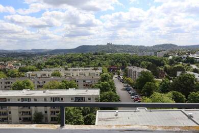 Wohnung zur Miete 495 € 2 Zimmer 63 m² 10. Geschoss frei ab sofort Heimatring 38 Innenstadt Coburg 96450