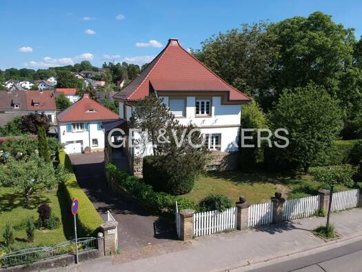 Einfamilienhaus zum Kauf 595.000 € 12 Zimmer 295 m² 1.133 m² Grundstück Waibstadt Waibstadt 74915