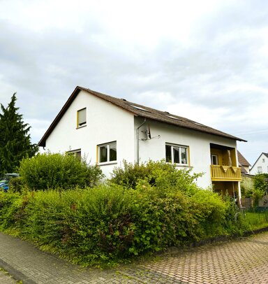 Mehrfamilienhaus zum Kauf als Kapitalanlage geeignet 498.000 € 8 Zimmer 242 m² 673 m² Grundstück Hermannstein Wetzlar 35586