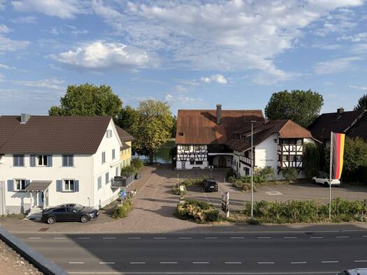 Wohnung zur Miete 1.200 € 3,5 Zimmer 99 m² 2. Geschoss Junkerstraße 90 Büsingen am Hochrhein 78266