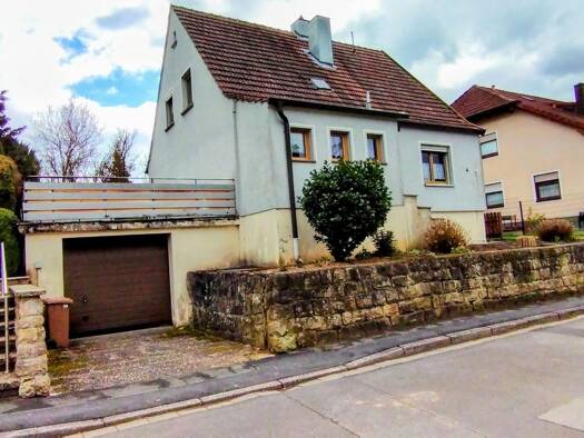 Einfamilienhaus zum Kauf provisionsfrei 190.000 € 7 Zimmer 0,1 m² 505 m² Grundstück Gerach 96161