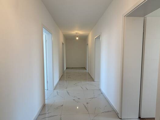 Wohnung zur Miete 800 € 4 Zimmer 82,4 m² Witzschersdorf Leuna 06237