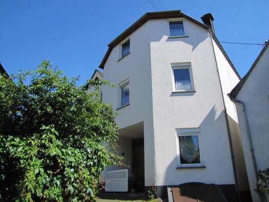 Einfamilienhaus zur Miete 520 € 3 Zimmer 80 m² 100 m² Grundstück frei ab 01.11.2026 Enkirch 56850