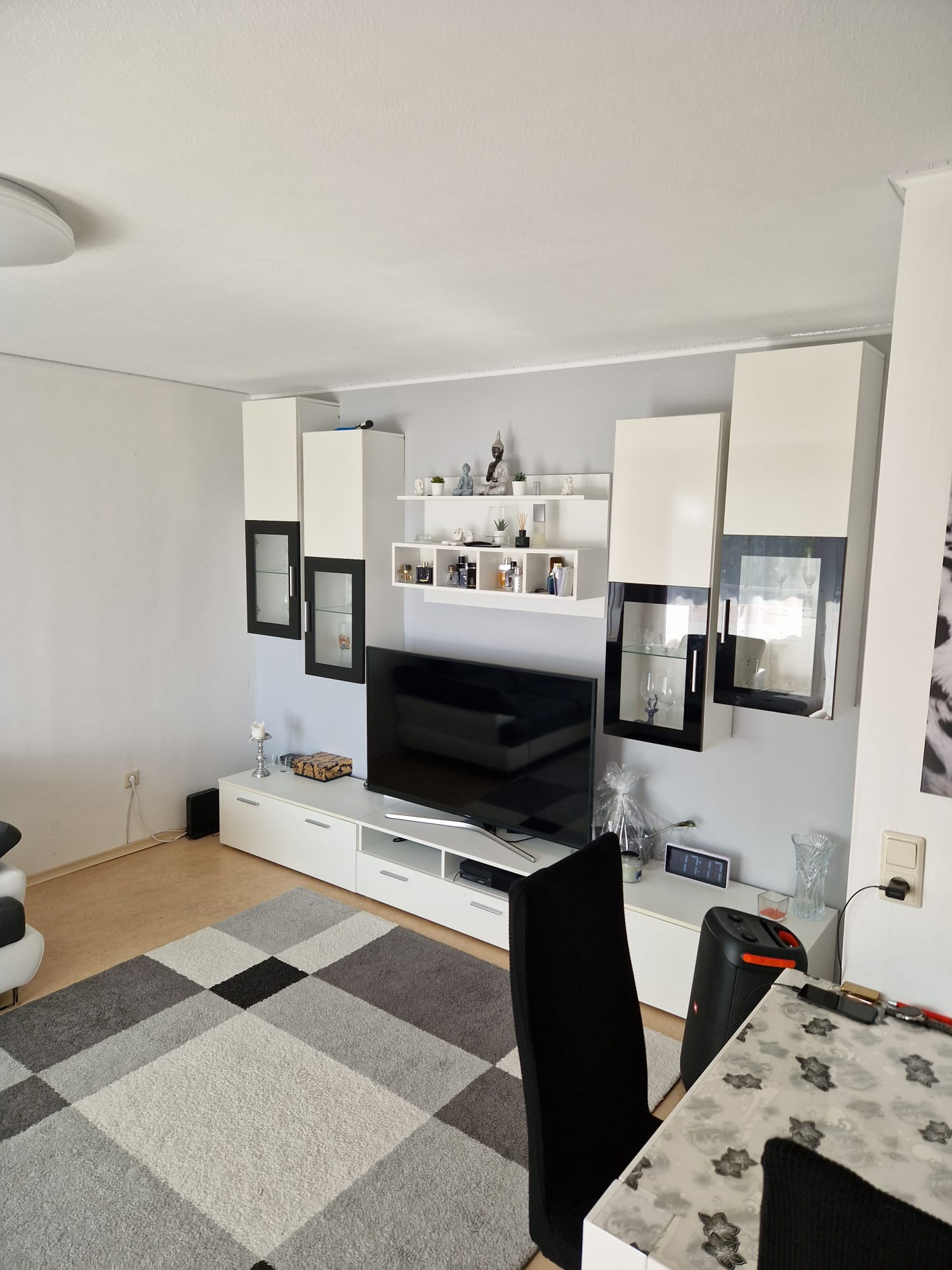 Wohnung zur Miete 590 € 2 Zimmer 59 m²<br/>Wohnfläche 5.<br/>Geschoss 01.11.2024<br/>Verfügbarkeit Oppau / Stadtbezirk 212 Ludwigshafen am Rhein 67069