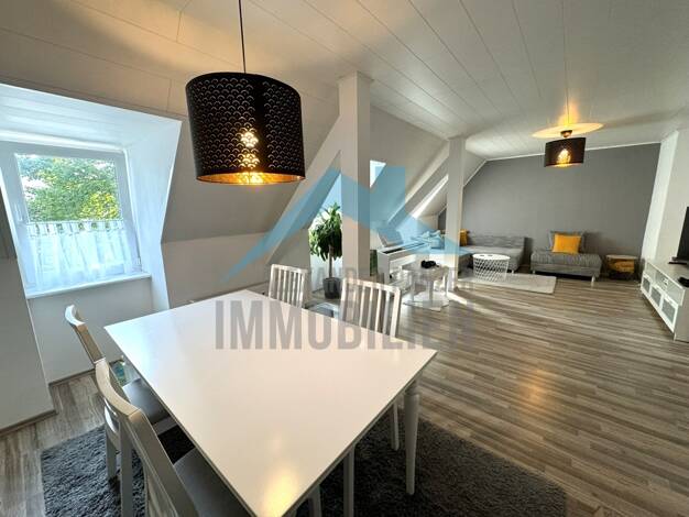 Wohnung zur Miete 800 € 3,5 Zimmer 94 m² Dachgeschoss Obervellmar Vellmar 34246
