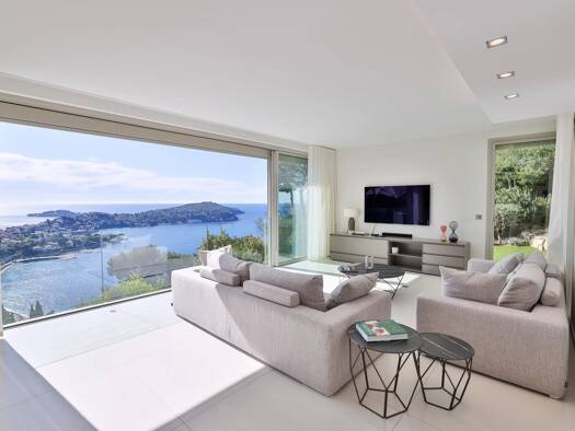 Einfamilienhaus zum Kauf 9 Zimmer 330 m² 2.300 m² Grundstück Le Port Villefranche-sur-Mer 06230
