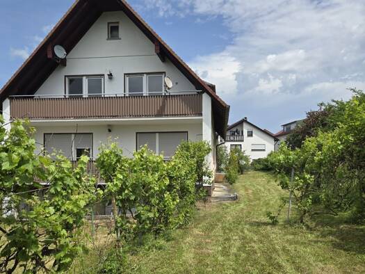 Mehrfamilienhaus zum Kauf 298.000 € 6 Zimmer 163 m² 1.077 m² Grundstück frei ab sofort Gerchsheim Großrinderfeld 97950