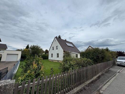 Haus zum Kauf 535.000 € 5 Zimmer 117 m² 755 m² Grundstück frei ab sofort Schulstraße 5 Altmühldorf Mühldorf a.Inn 84453