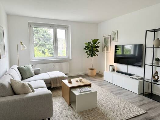 Wohnung zur Miete 300 € 3 Zimmer 58 m² Geschoss 2/2 frei ab sofort Straße der Freundschaft 8 Rosenow Rosenow 17091