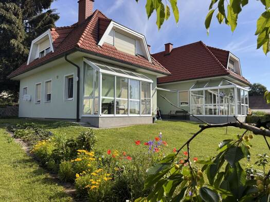 Einfamilienhaus zum Kauf 619.000 € 9 Zimmer 210 m² 1.580 m² Grundstück Feldkirchen in Kärnten 9560