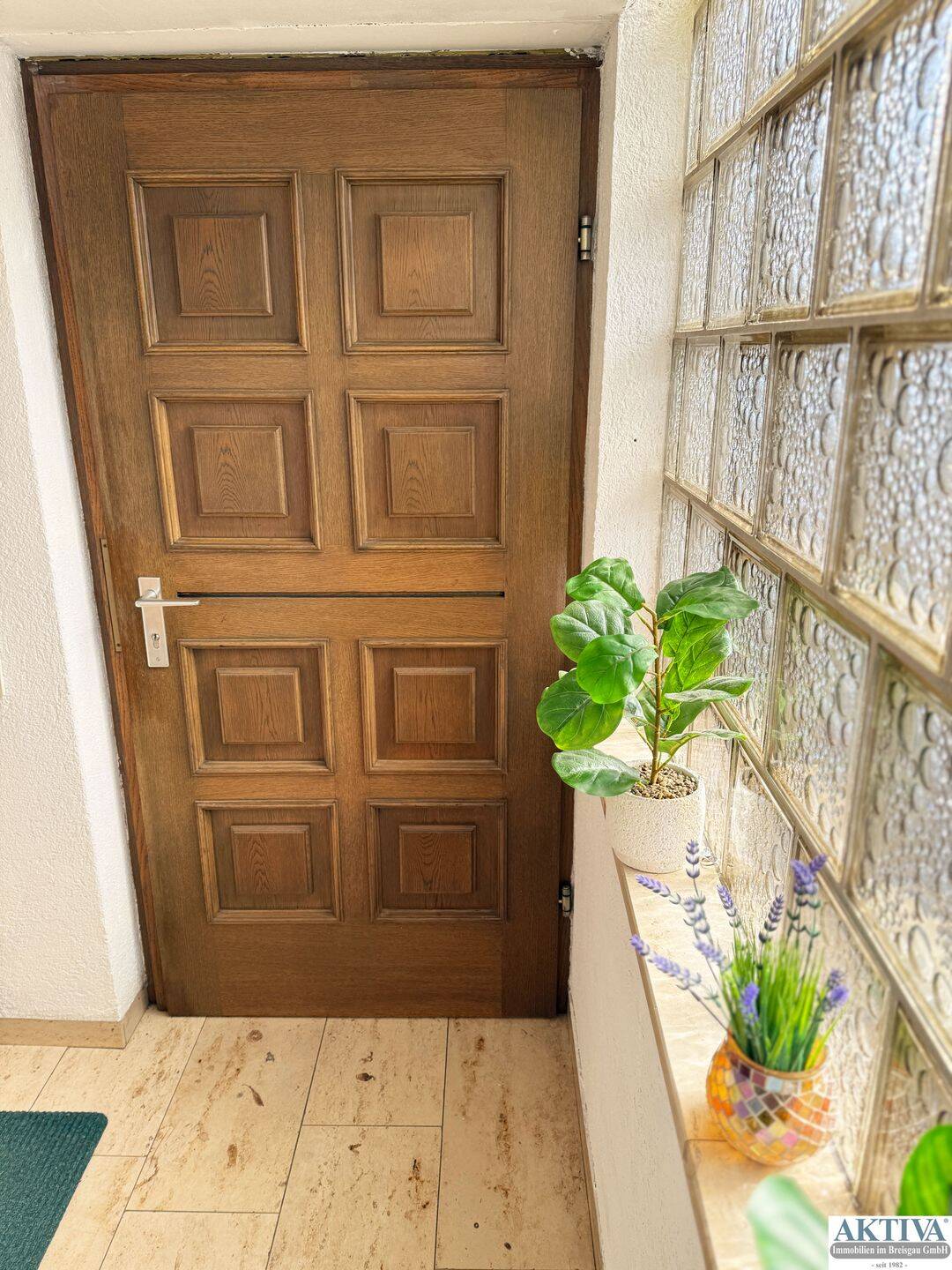 Immobilie in Malterdingen - Einfamilienhaus mit Garten und Doppelgarage in Malterdingen - Bild 1