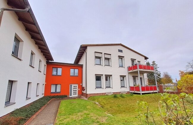 Wohnung zur Miete 918 € 4 Zimmer 124,2 m²<br/>Wohnfläche 1.<br/>Geschoss 01.04.2025<br/>Verfügbarkeit Klein Kreutzer Dorfstr. 49 Dom Brandenburg an der Havel / Klein Kreutz 14776