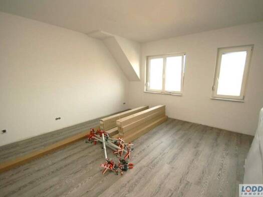 Wohnung zur Miete 330 € 2 Zimmer 41,7 m² 3. Geschoss frei ab 01.10.2026 Stendal Stendal 39576