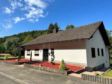 Haus zum Kauf provisionsfrei 389.000 € 6 Zimmer 245 m² 858 m² Grundstück Alfons-Legner-Straße 20 Obernheim-Kirchenarnbach Obernheim-Kirchenarnbach 66919