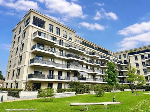Wohnung zur Miete 2.100 € 4 Zimmer 109,3 m² 4. Geschoss Leipziger Vorstadt Ortsamtsbereich Neustadt 01097