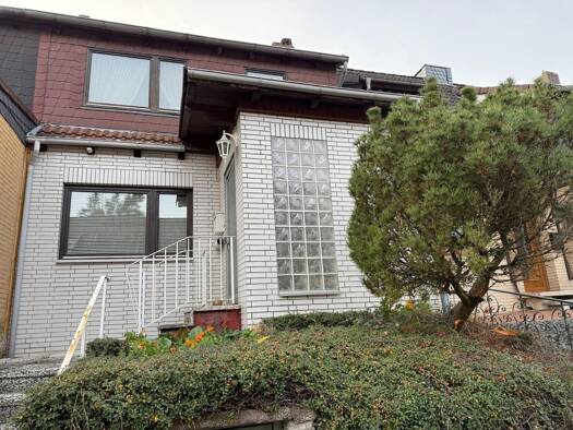 Reihenmittelhaus zum Kauf 129.000 € 3 Zimmer 96,9 m² 183 m² Grundstück frei ab sofort Bad Salzgitter 38259