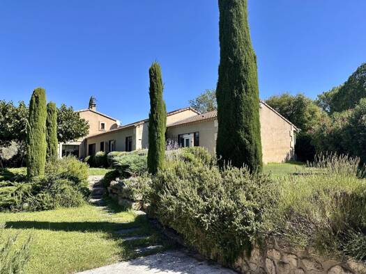 Einfamilienhaus zum Kauf 995.000 € 7 Zimmer 236 m² 1.848 m² Grundstück Fontvieille 13990
