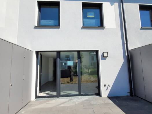 Reihenhaus zur Miete 1.200 € 4,5 Zimmer 120 m² frei ab sofort Großkugel Kabelsketal 06184