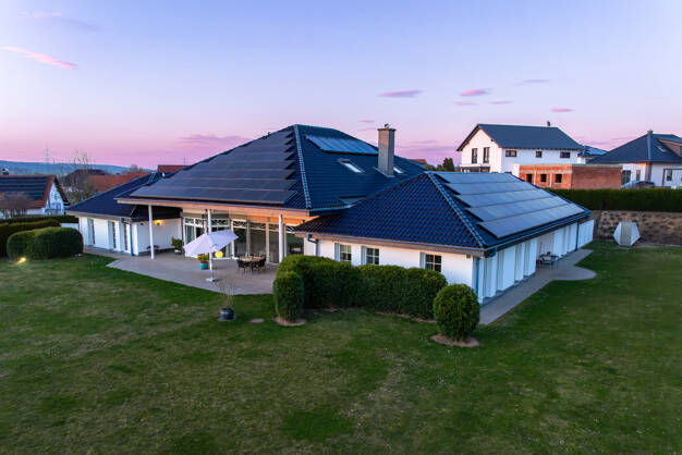 Villa zum Kauf 8 Zimmer 319 m² 5.000 m² Grundstück Heskem Ebsdorfergrund 35085