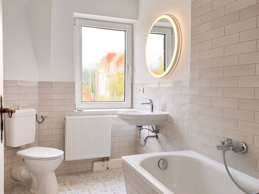 Wohnung zum Kauf 125.000 € 3 Zimmer 86 m² Lessingstraße 5 Löbau 02708