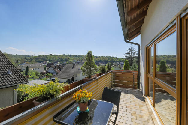 Einfamilienhaus zum Kauf 435.000 € 5 Zimmer 140 m² 332 m² Grundstück Bilfingen Kämpfelbach / Bilfingen 75236