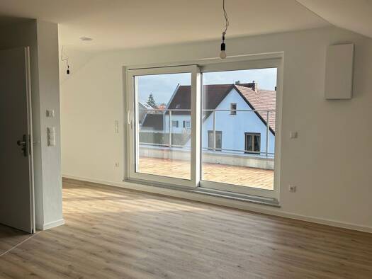 Wohnung zur Miete 1.450 € 4 Zimmer 97,2 m² Geschoss 2/3 frei ab 01.06.2026 Essenbach 84051