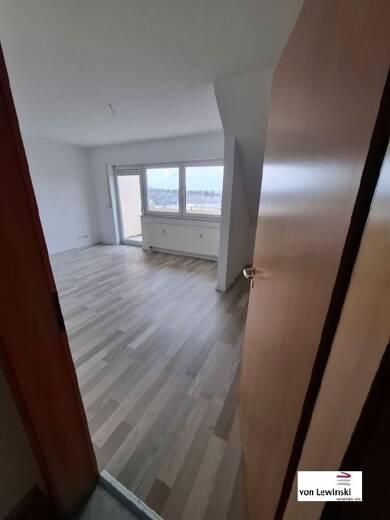 Wohnung zum Kauf 80.000 € 2 Zimmer 62,5 m² 6. Geschoss Bernsdorf Chemnitz 09126
