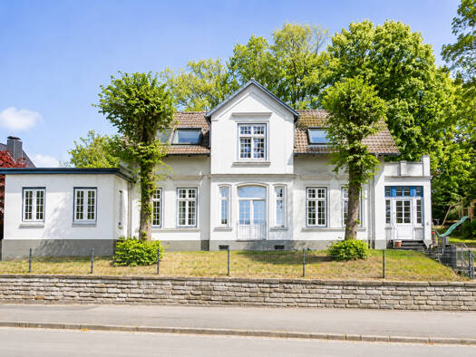 Einfamilienhaus zum Kauf 1.090.000 € 10 Zimmer 265 m² 700 m² Grundstück Lohbrügge Bergedorf 21033