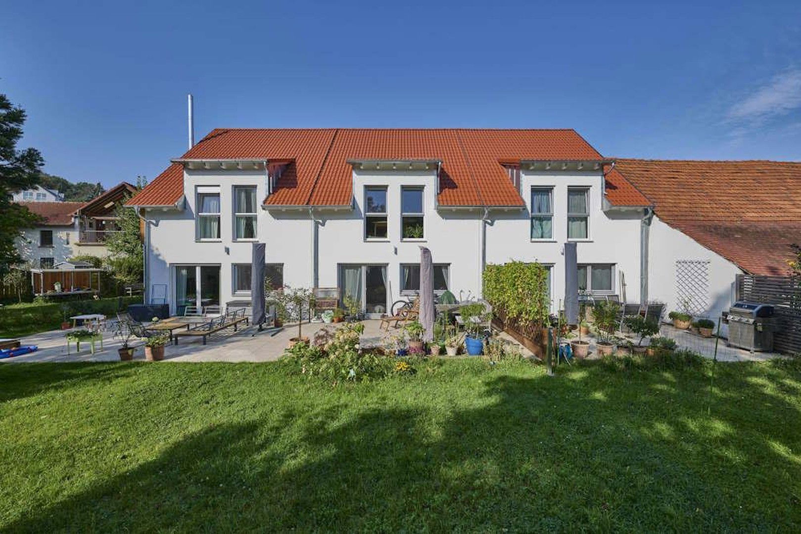 Reihenmittelhaus zur Miete 1.590 € 5 Zimmer 127 m²<br/>Wohnfläche 550 m²<br/>Grundstück 01.04.2025<br/>Verfügbarkeit Ernsthöfer Straße 1 Ober-Beerbach Seeheim-Jugenheim 64342