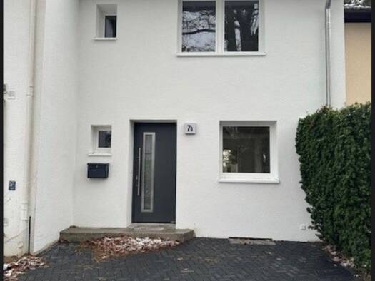 Reihenhaus zur Miete 1.600 € 3 Zimmer 90 m² frei ab 01.02.2026 Eidelstedt Hamburg 22523