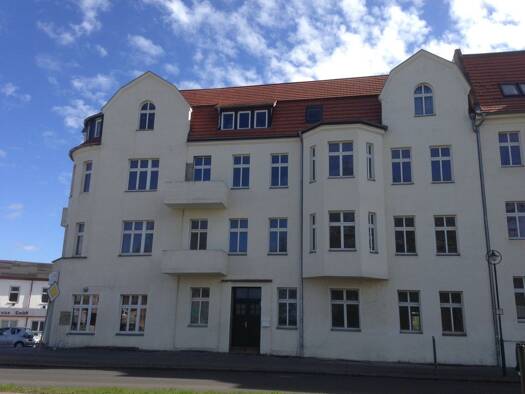 Wohnung zur Miete 765 € 5 Zimmer 152,9 m² 1. Geschoss frei ab 01.10.2025 Bahnhofstr. 9 Pasewalk 17309