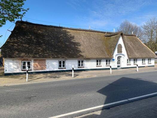 Wohnung zur Miete 480 € 2 Zimmer 42 m² frei ab 01.04.2026 Hattstedt 25856