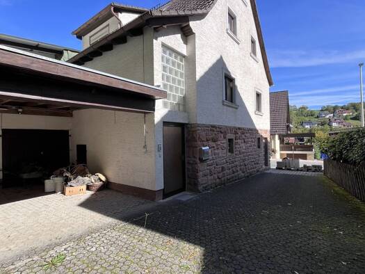 Einfamilienhaus zum Kauf 179.000 € 12 Zimmer 1.135 m² Grundstück Neuhütten 97843