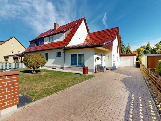 Doppelhaushälfte zum Kauf provisionsfrei 215.000 € 5 Zimmer 103 m² 805 m² Grundstück Merseburg Merseburg 06217