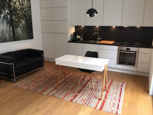 WG-Zimmer zur Miete auf Zeit 1.100 € 38 m² frei ab 01.10.2026 Degerloch Stuttgart 70597